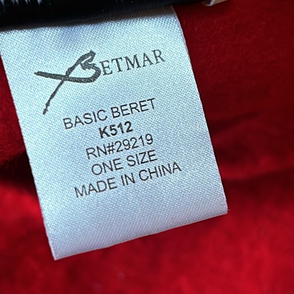 Betmar New York red beret.  Fabric is 100% wool. Great condition. - Picture 5 of 8